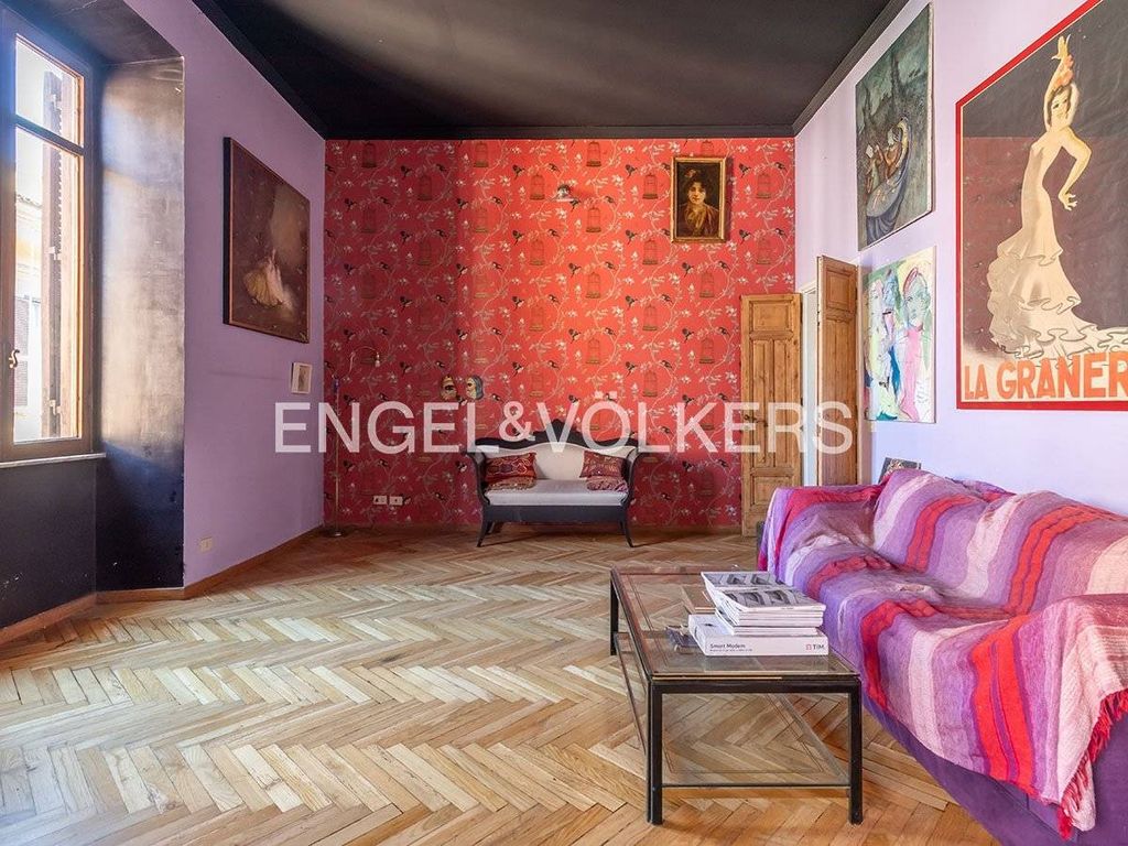 Элитная квартира в продажа Via Principe Aimone, Рим, Lazio