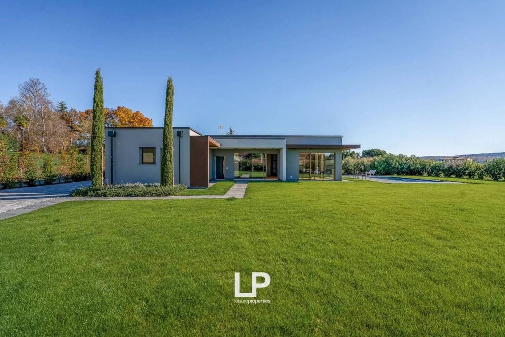 Woning, 200 m²
