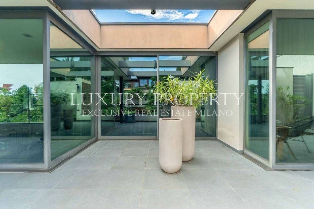 Image showcasing 4 room luxury penthouse for sale in Via Pinerolo, Milan, Lombardy ...