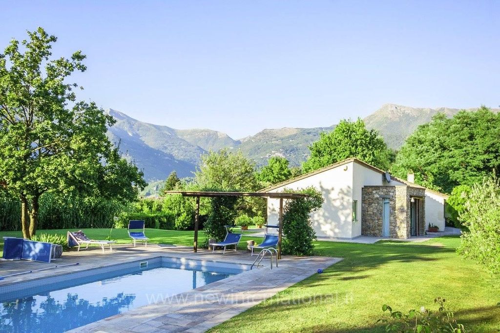 Villa in vendita Via Colletto Zacconi, Camaiore, Lucca, Toscana