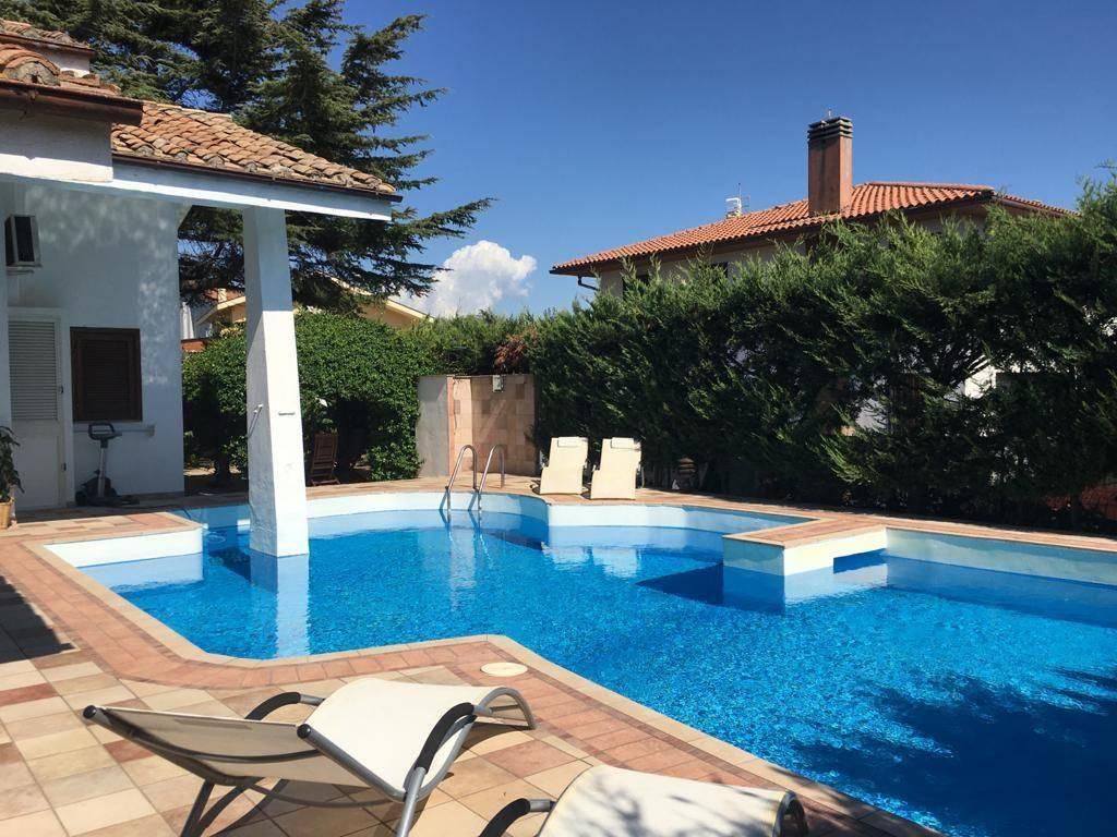 Prestigiosa villa in vendita Via Fratelli Correnti, 20, Tarquinia, Lazio