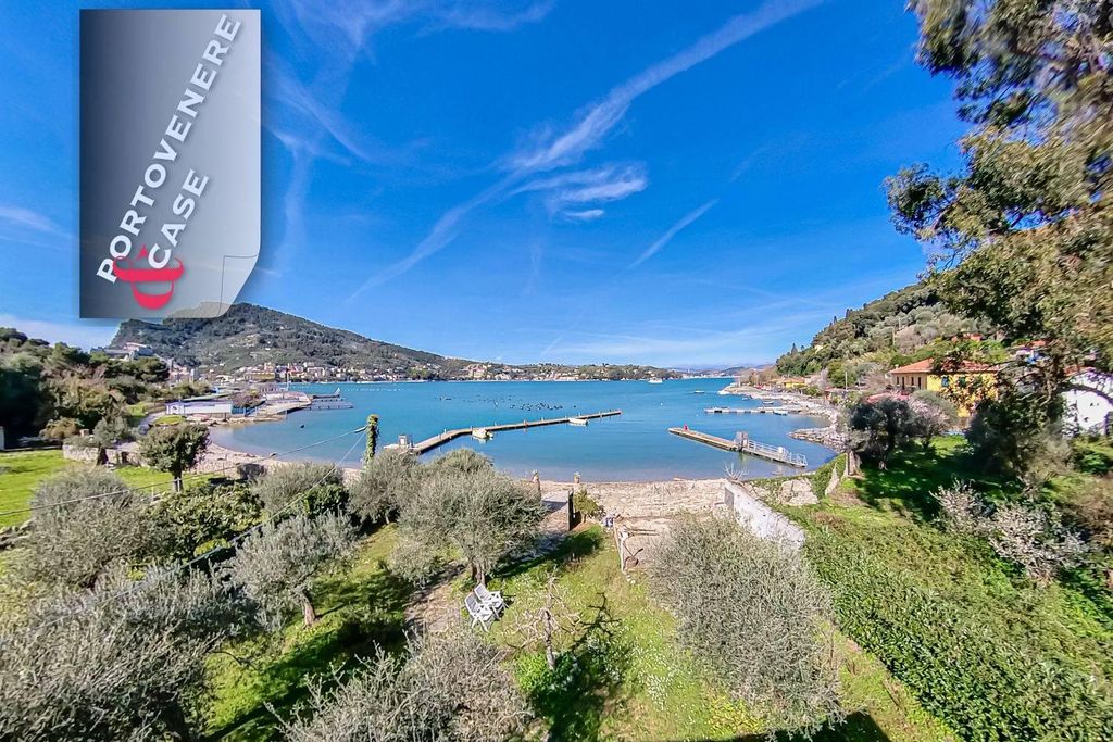 Prestigiosa villa in vendita Via Camillo Benso di Cavour, Portovenere, Liguria