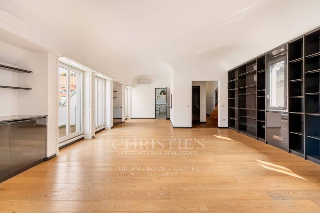 Элитный пентхаус 4 Спальни, в продажа Via Maggiolini, 2, Милан, Lombardia