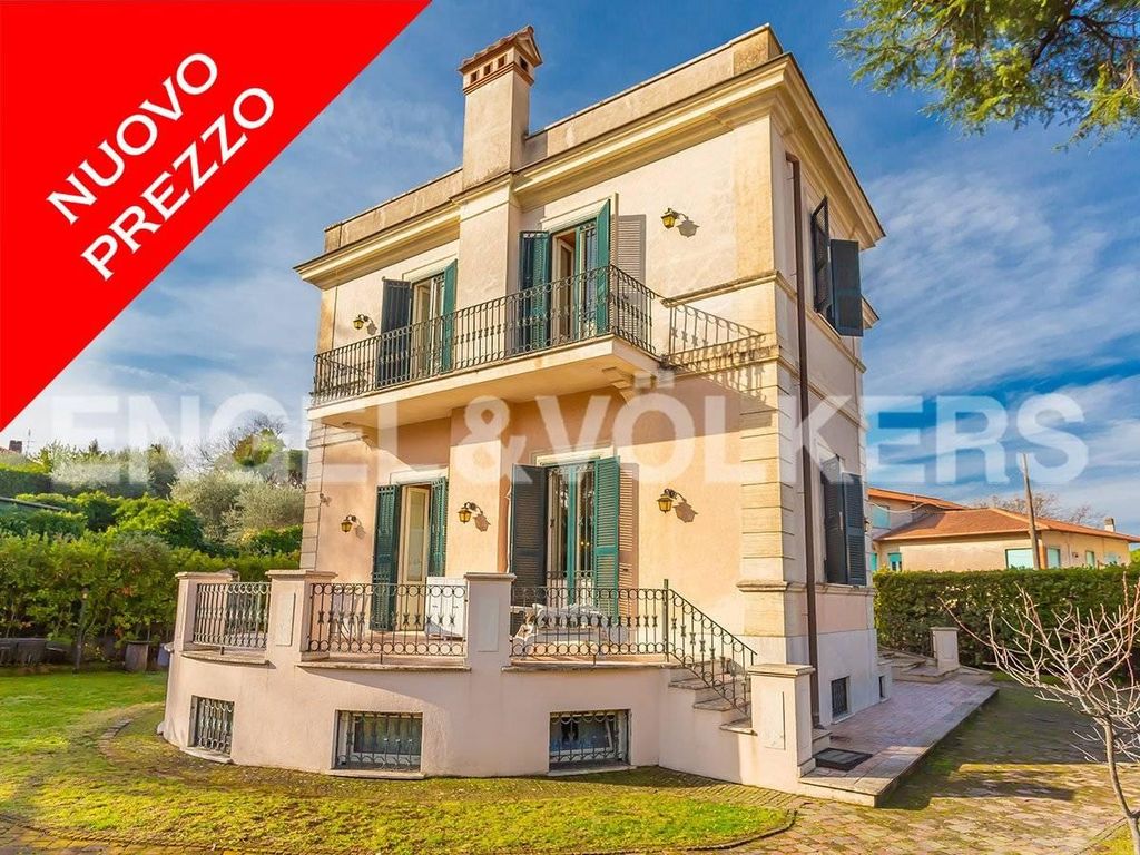 Esclusiva villa di 350 mq in vendita Viale Vittorio Veneto, Grottaferrata, Roma, Lazio