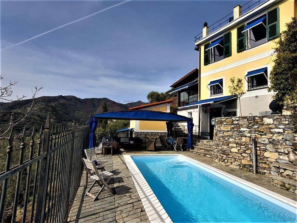 Villa in vendita Via Ugo Campodonico, 13, Rapallo, Liguria 128546721