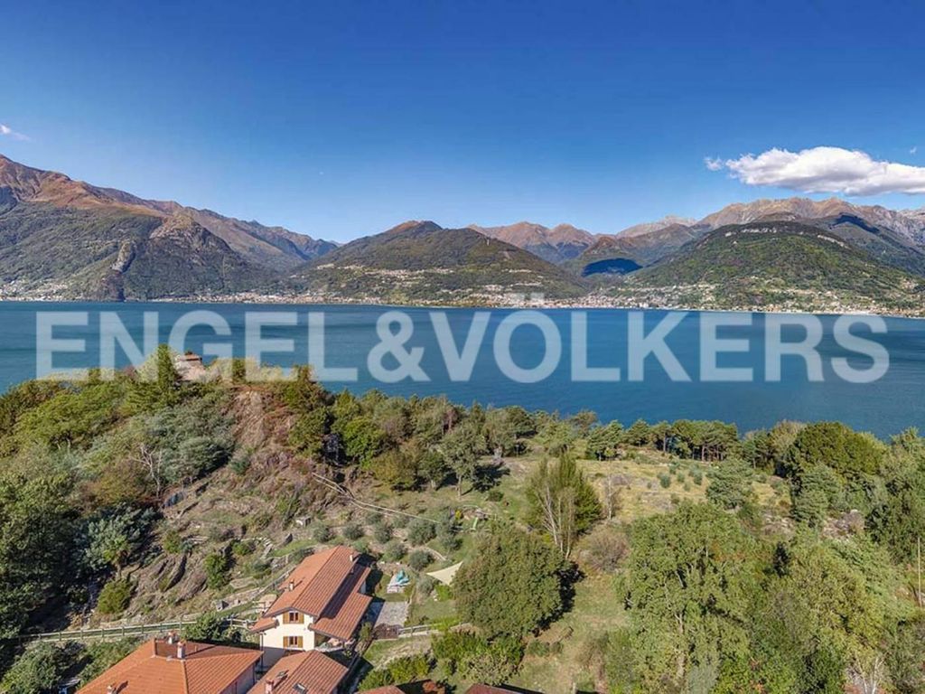Esclusiva villa di 180 mq in vendita Colico, Italia
