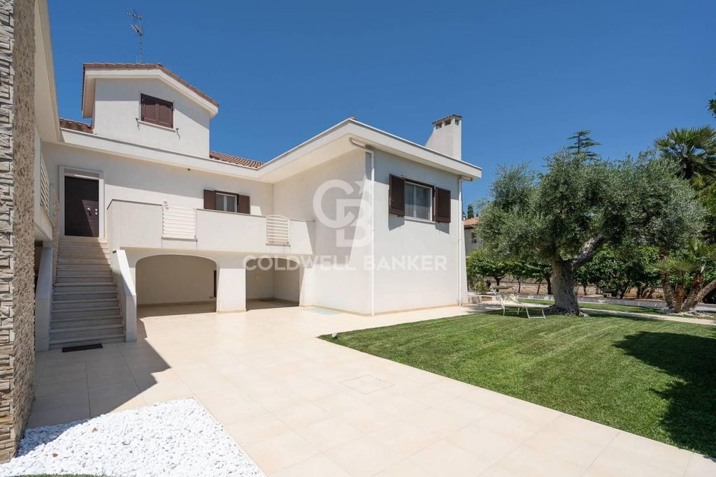 Prestigiosa villa in vendita Corso Alcide De Gasperi, 328, Bari, Puglia