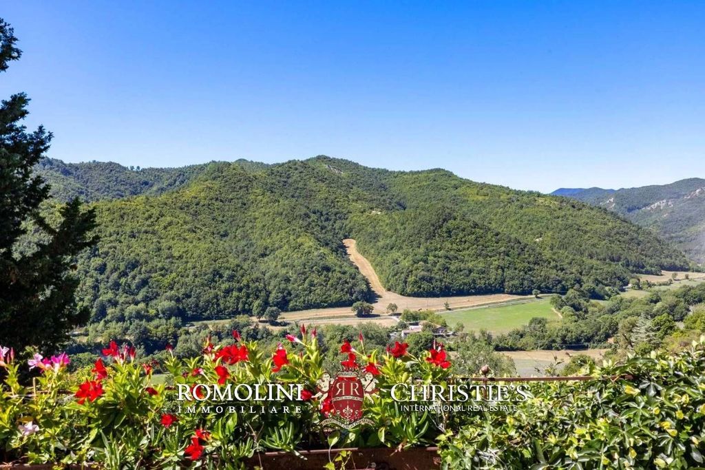 Château · Castle in Mercatello sul Metauro