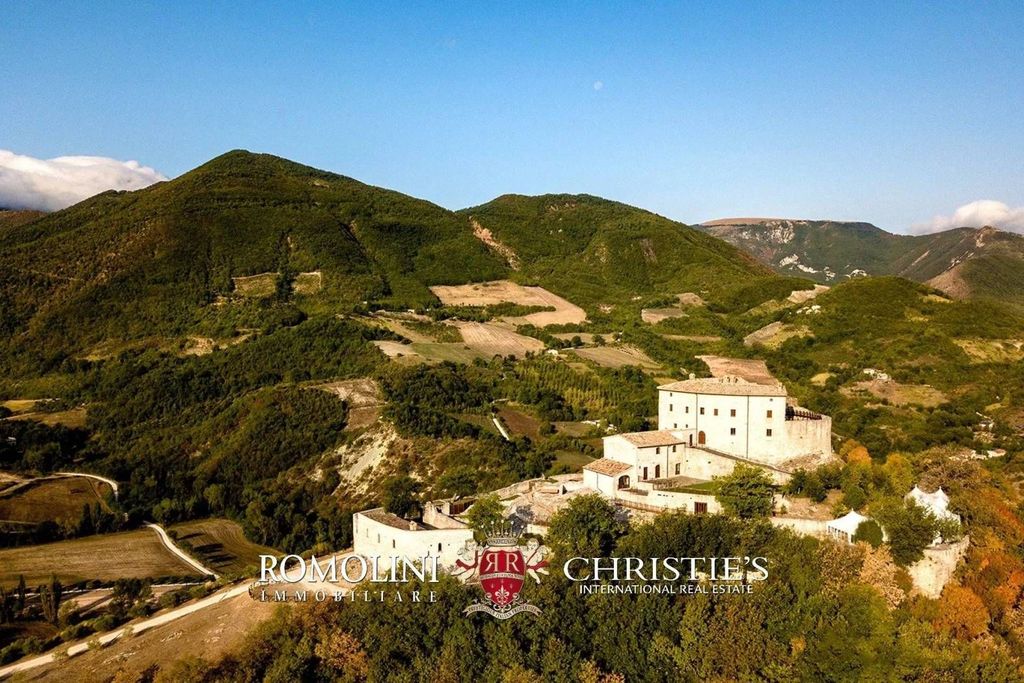 Château · Castle in Cagli