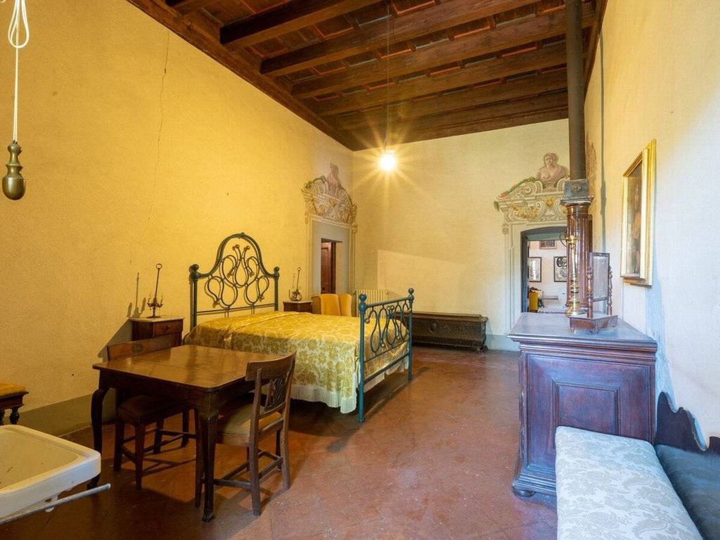 Château · Castle in Montespertoli