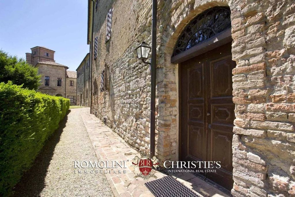 Château · Castle in Asti