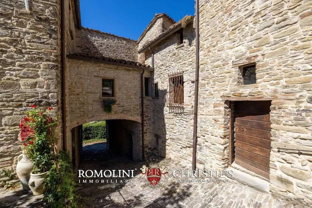 Château · Castle in Mercatello sul Metauro