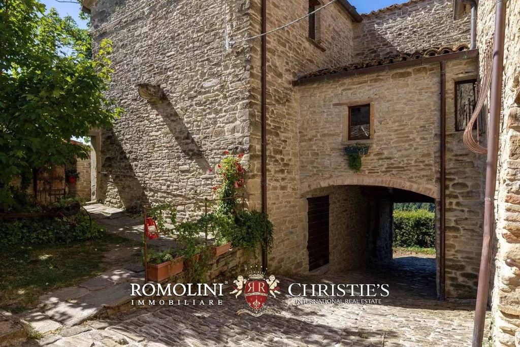 Château · Castle in Mercatello sul Metauro