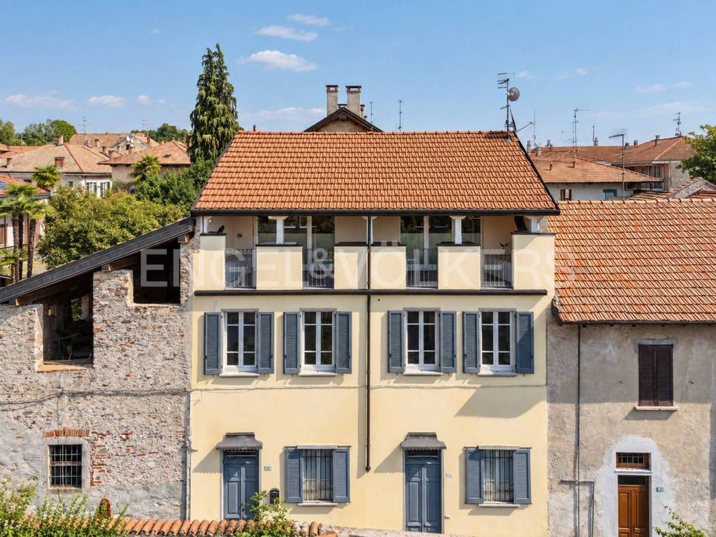 Casa – Angera - Vista 2