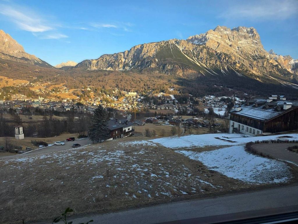 Apartment in Cortina d'Ampezzo - Vista 2