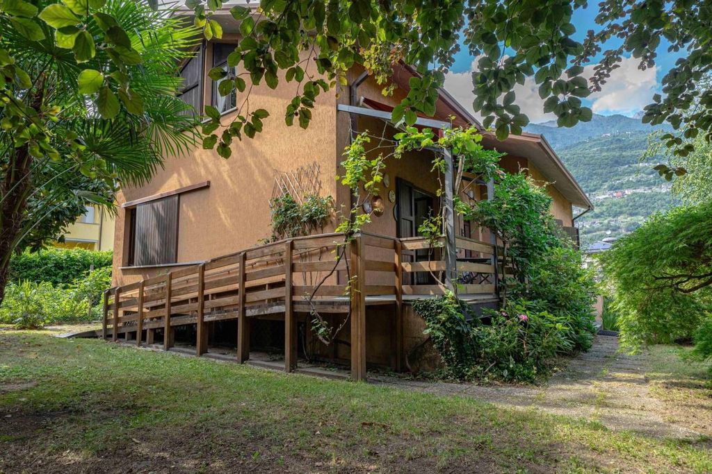Casa – Morbegno - Vista 2