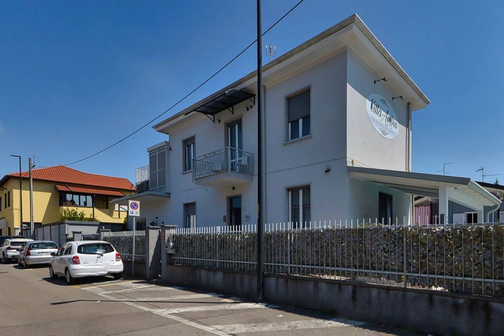 Casa – Limbiate - Vista 2