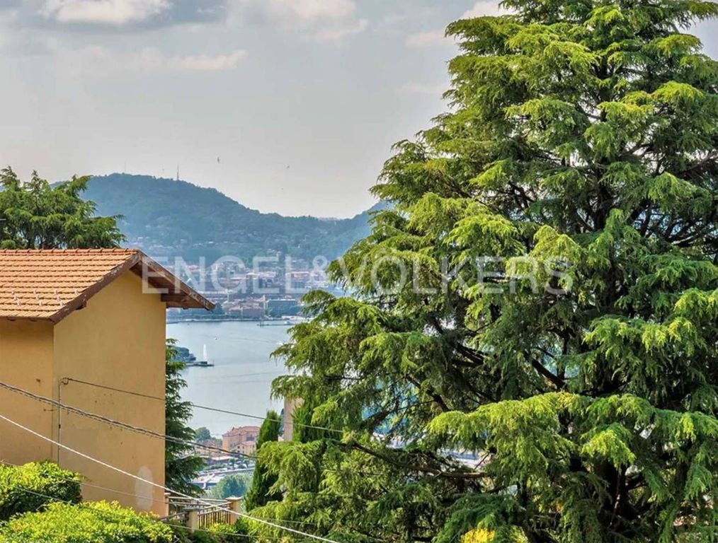 Casa – Cernobbio, Castelletto, Piazza Santo Stefano - Vista 2
