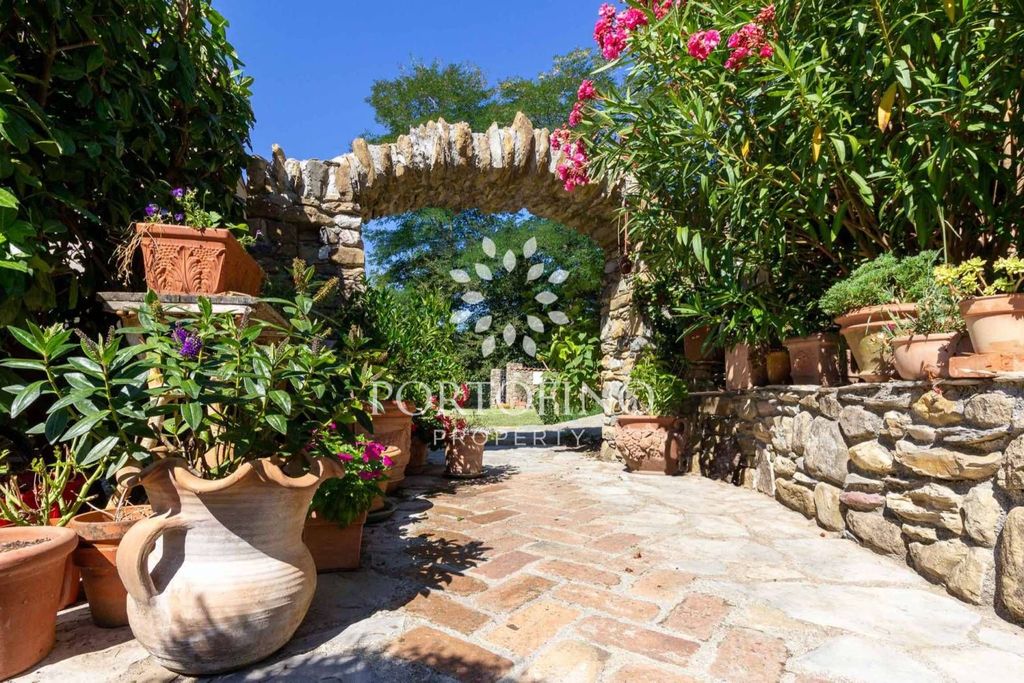 Casa – Licciana Nardi - Vista 2