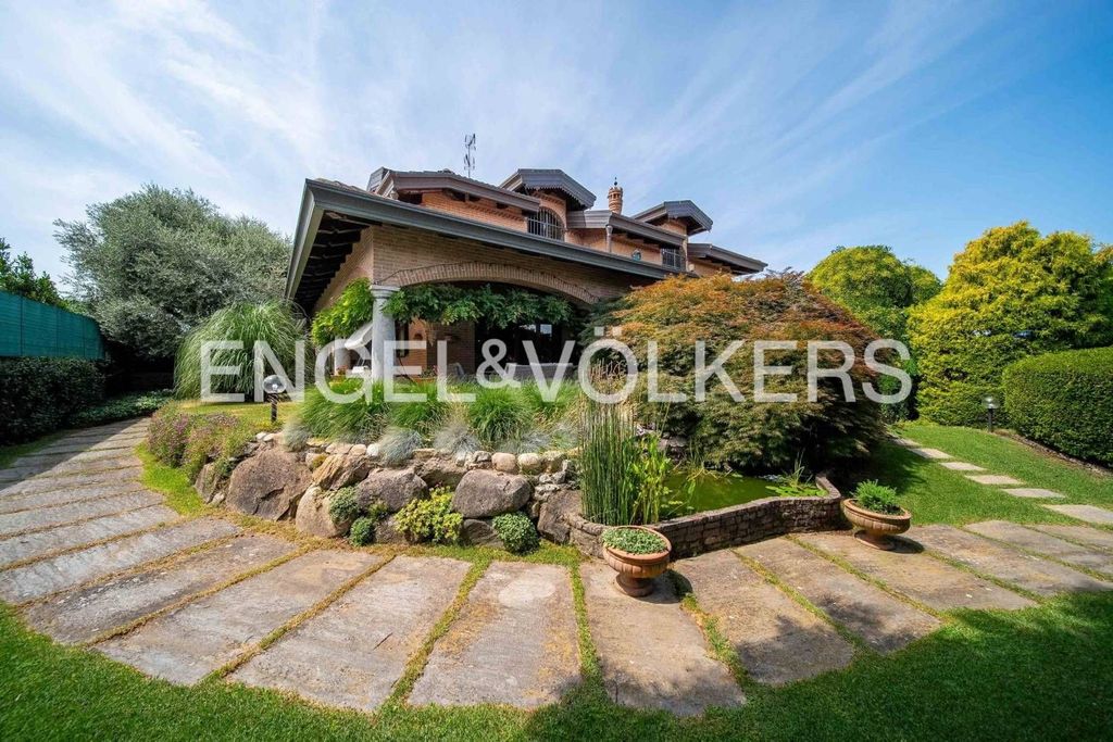 Casa – Somma Lombardo - Vista 2
