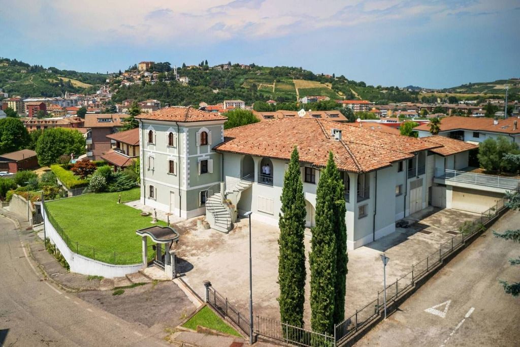 Casa – Canelli, Asti - Vista 2