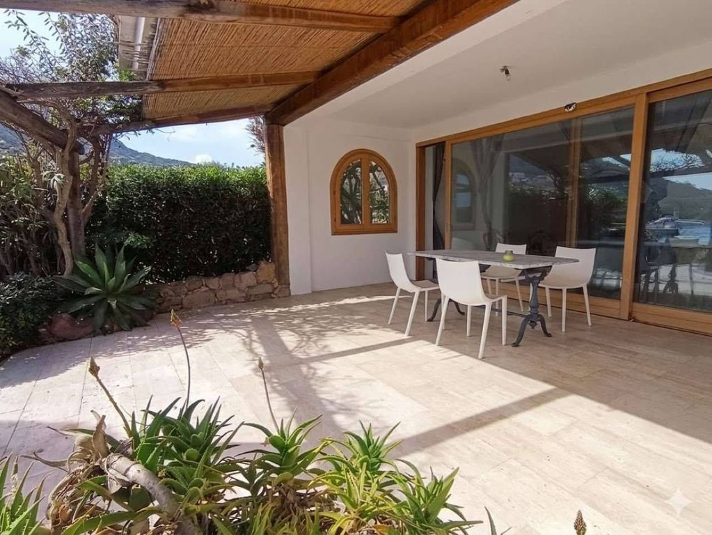 2 room luxury Flat for sale in via Marina di Porto Cervo, Arzachena, Sardinia - Vista 2