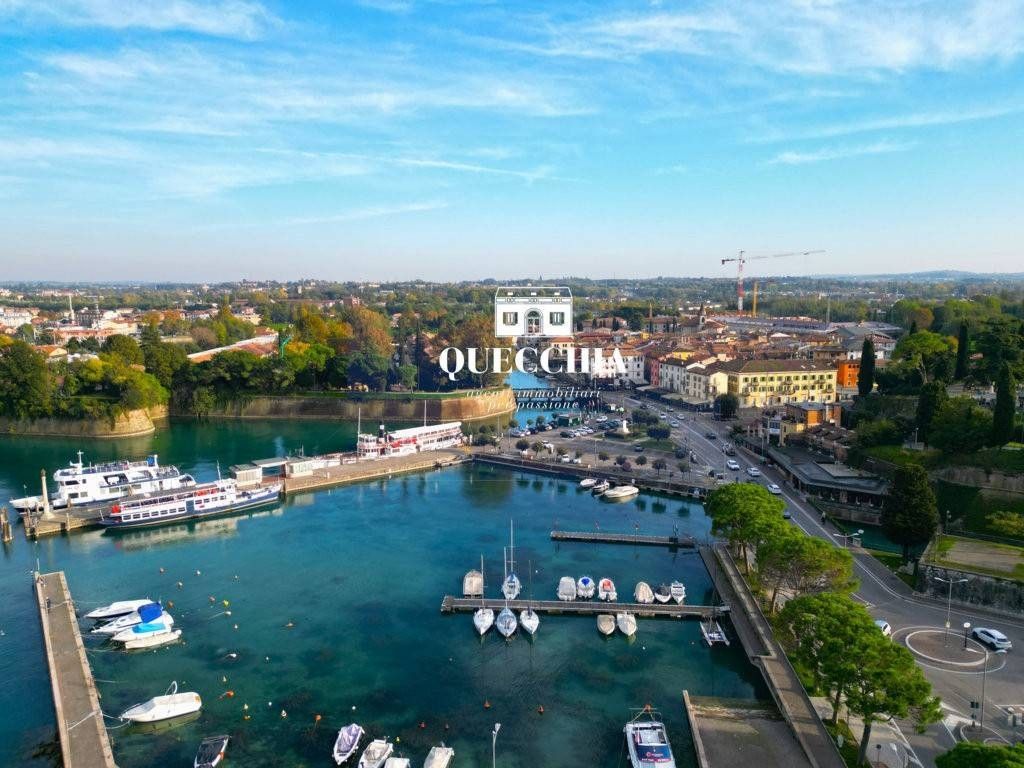 4 bedroom luxury Apartment in Piazza Ferdinando di Savoia, Peschiera del Garda, Provincia di Verona, Veneto - Vista 2