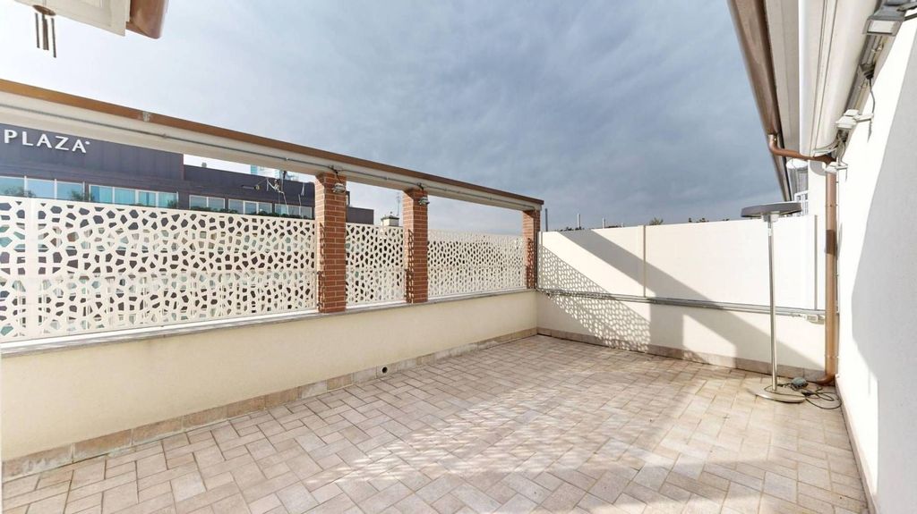 Appartamento – Milan - Vista 2