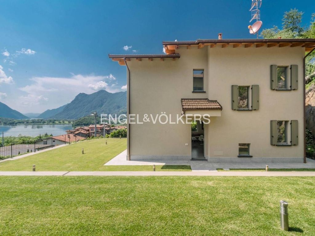 Casa – Carlazzo - Vista 2