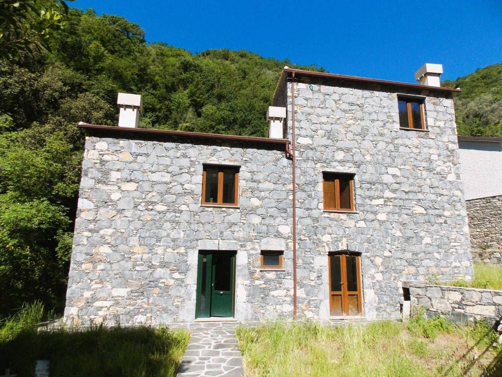 Casa – Avegno - Vista 2