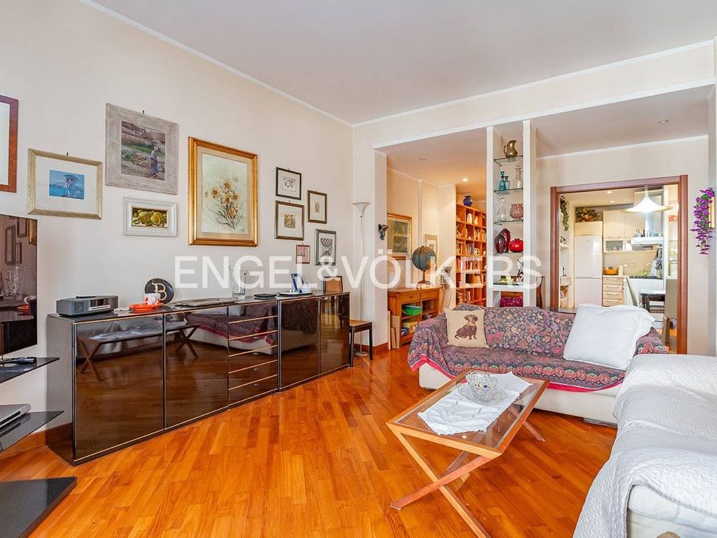 3 room luxury Apartment for sale in Via Francesco Acri, Rome, Latium - Vista 2