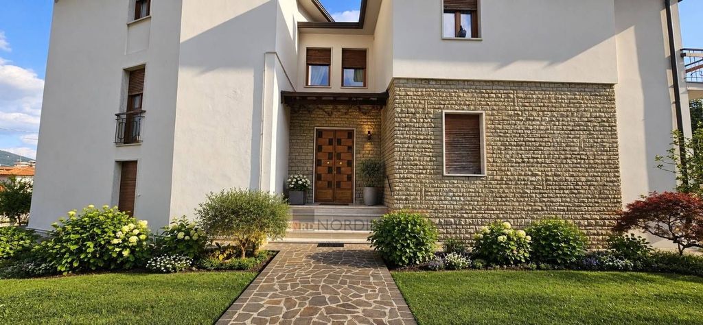 Appartamento – Brescia - Vista 2
