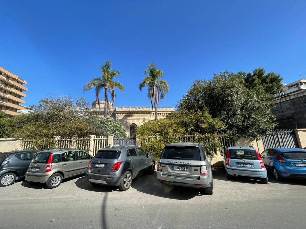 Luxury Villa for rent in Via Nuova, Palermo, Sicily - View 2