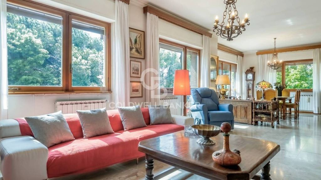 3 bedroom luxury Flat for sale in Via Cavriglia, Rome, Latium - Vista 2