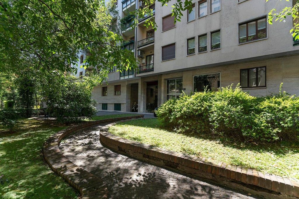 Luxury Apartment for sale in Via San Vittore, 36, Milan, Lombardy - Vista 2