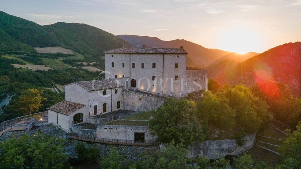 Casa – Cagli - Vista 2