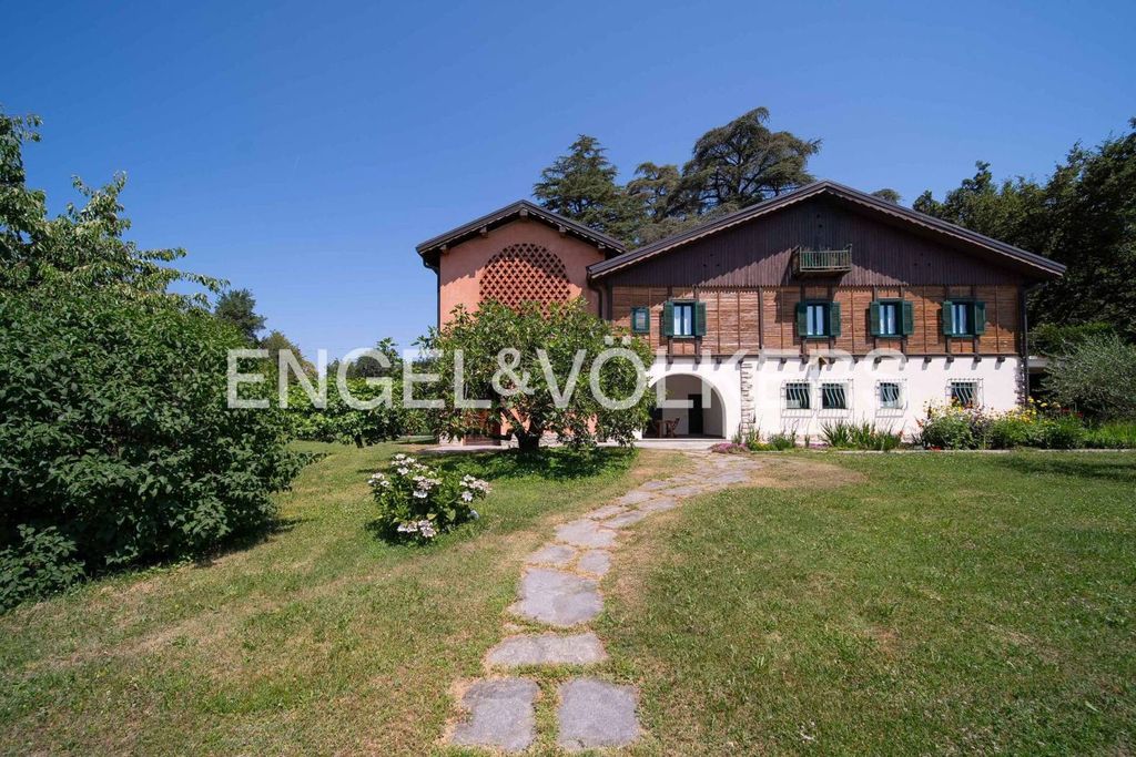 Casa – Viggiù - Vista 2
