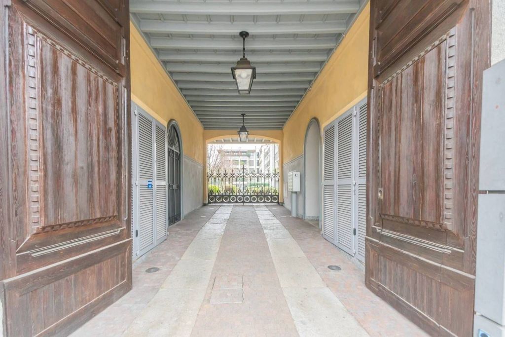 Luxury Flat for sale in Via Padre Reginaldo Giuliani, 33, Lissone, Lombardy - Vista 2