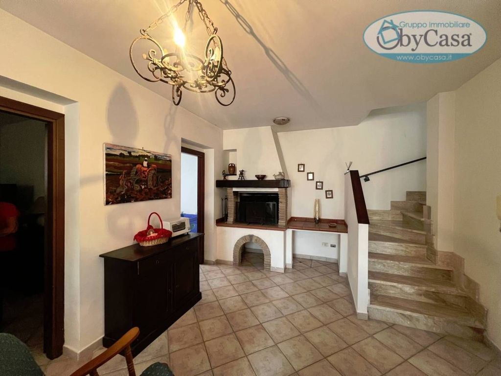 Casa – Oriolo Romano - Vista 2