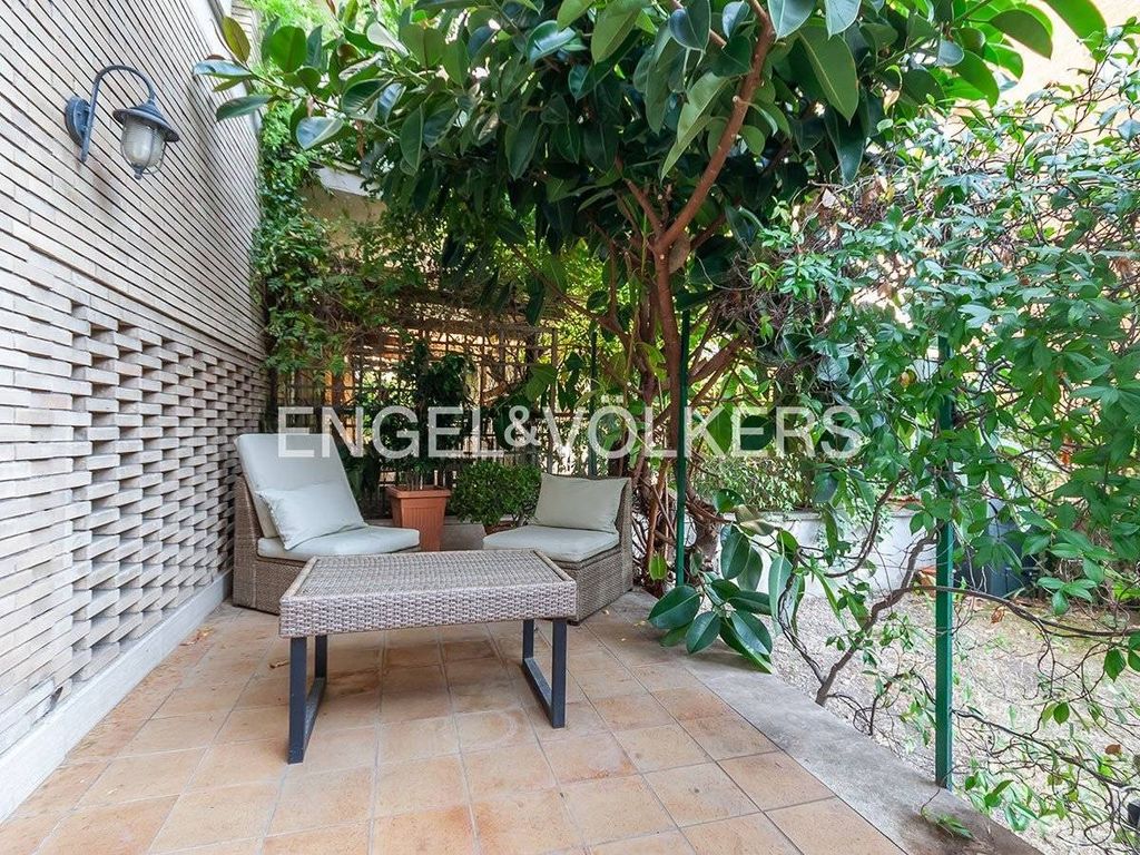 4 room luxury Apartment for rent in Viale Shakespeare, Rome, Latium - Vista 2
