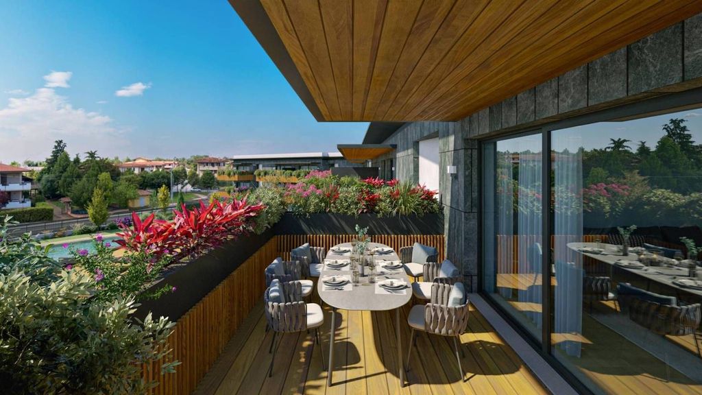 4 room luxury Flat for sale in Via Venezia, Desenzano del Garda, Provincia di Brescia, Lombardy - Vista 2