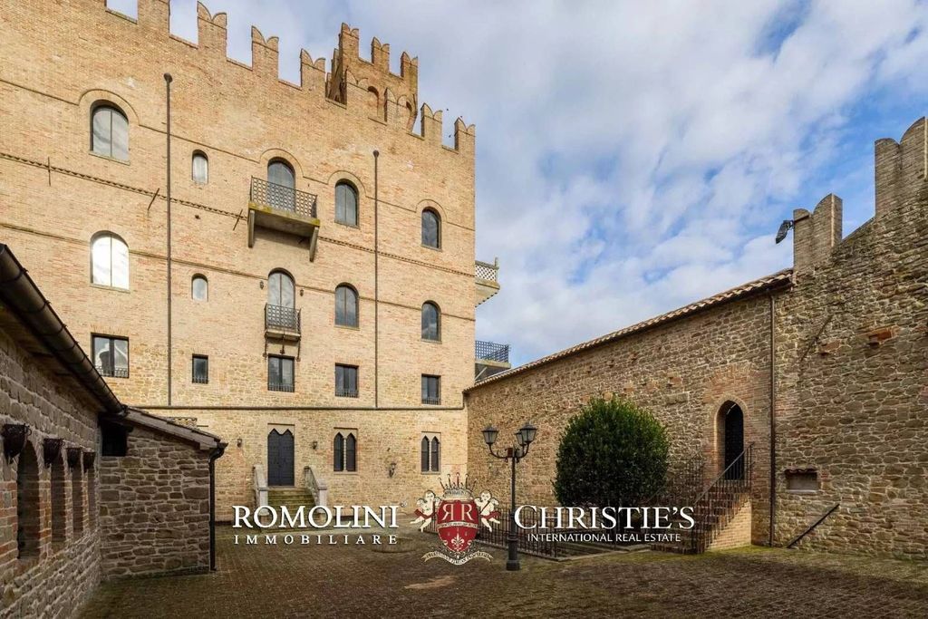 Château · Castle in Tavoleto