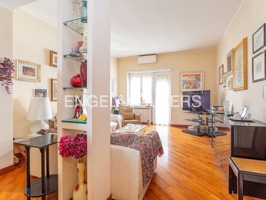 3 room luxury Apartment for sale in Via Francesco Acri, Rome, Latium - Vista 3