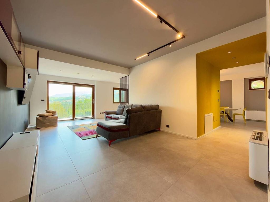 Casa – L’Aquila - Vista 3
