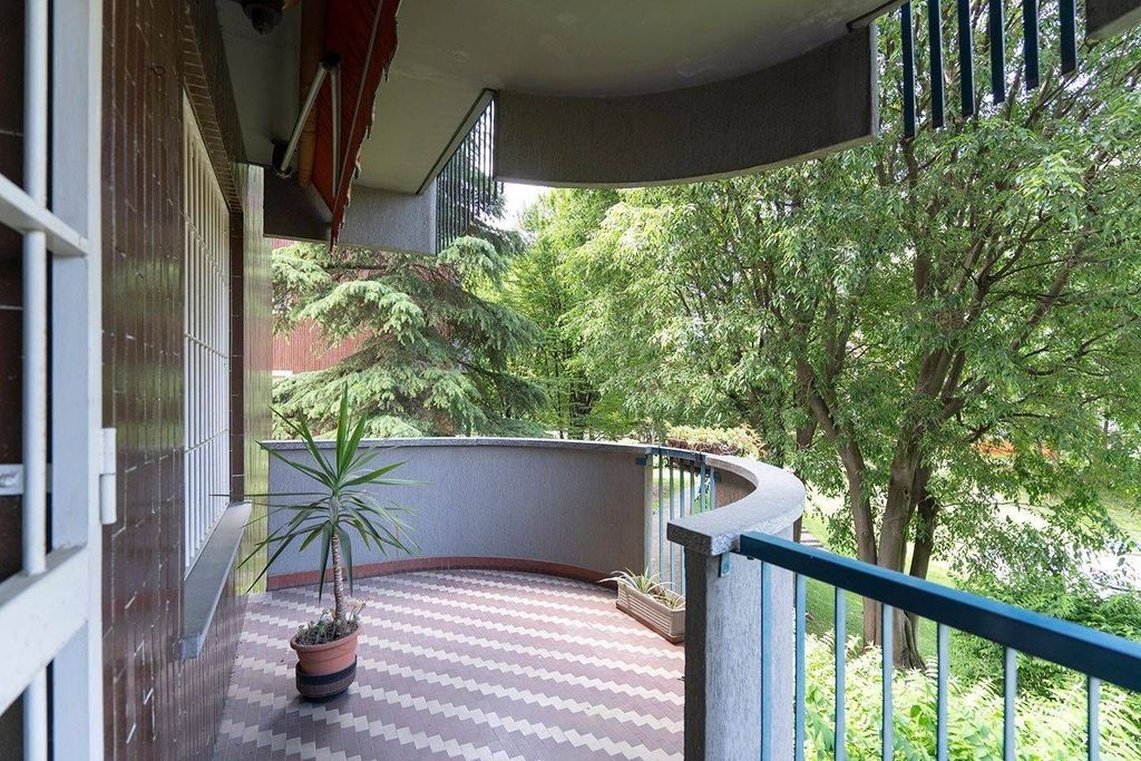 3 room luxury Apartment for sale in Via Giovanni Battista Boeri, 11, Milan, Lombardy - Vista 3