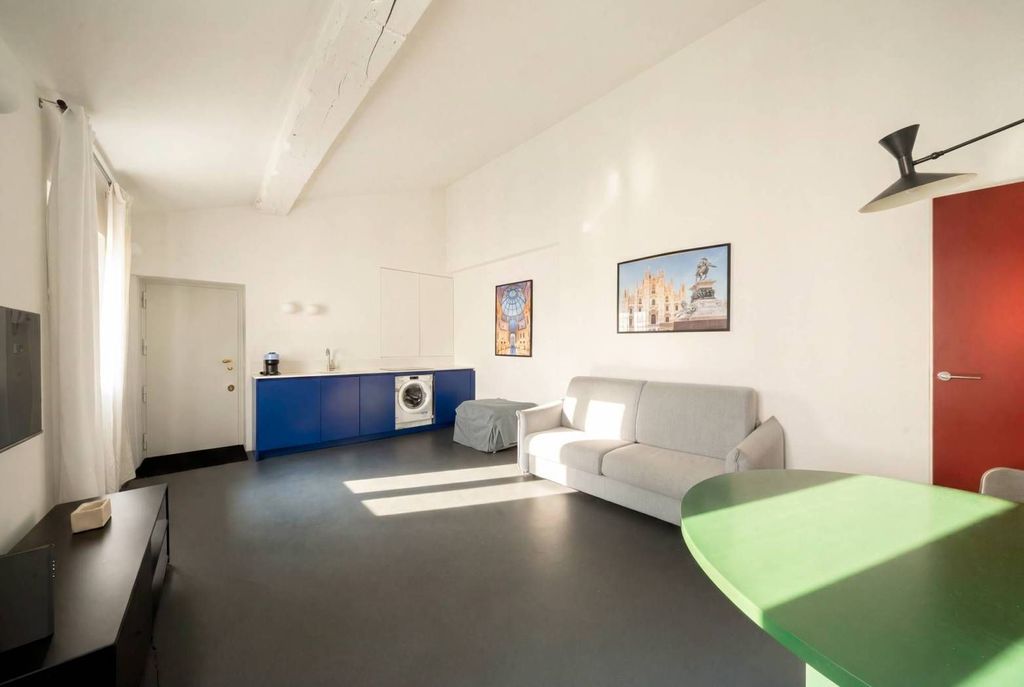 2 room luxury Flat for sale in Corso Giuseppe Garibaldi, 38, Milan, Lombardy - Vista 3