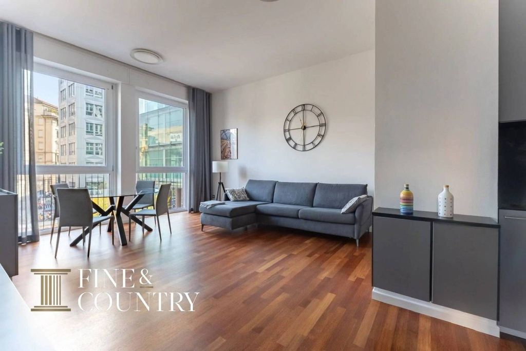 Luxury Apartment for sale in Milan, Italy - Vista 3