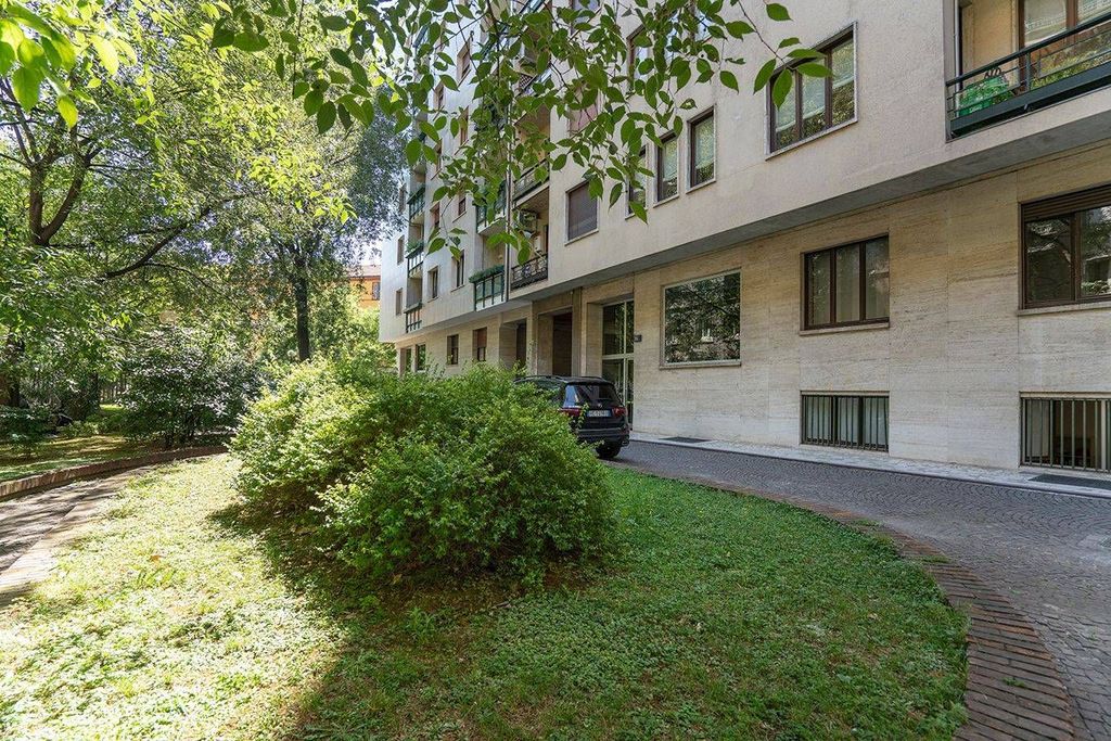 Luxury Apartment for sale in Via San Vittore, 36, Milan, Lombardy - Vista 3