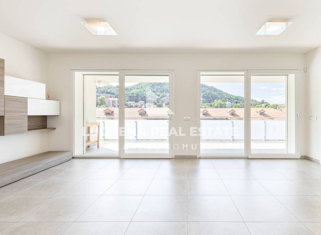 Appartamento – Como - Vista 3