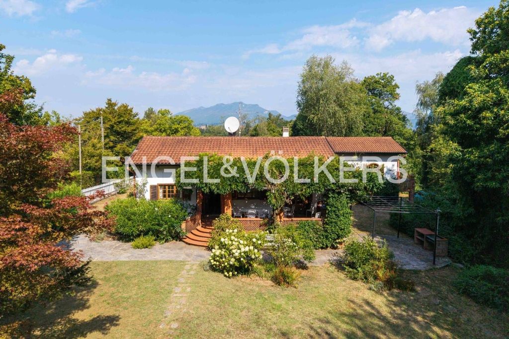 Casa – Varese - Vista 3